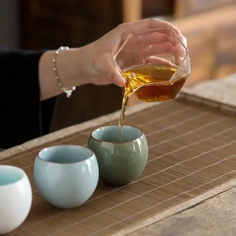 Chinese tea cup Fu Kung tea set Ru single Kiln sample cup Tea owner cup gift box set group 120ml