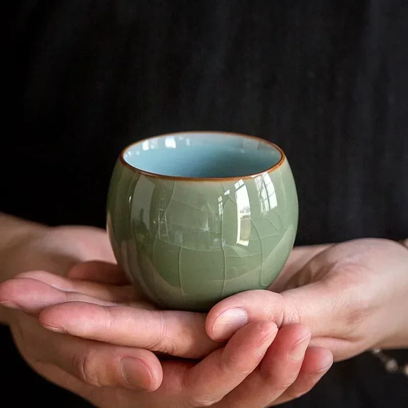 Chinese tea cup Fu Kung tea set Ru single Kiln sample cup Tea owner cup gift box set group 120ml